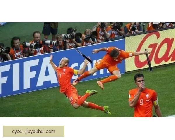 齐甘科夫边路内切射门形成强大威胁引领进攻节奏全面提升